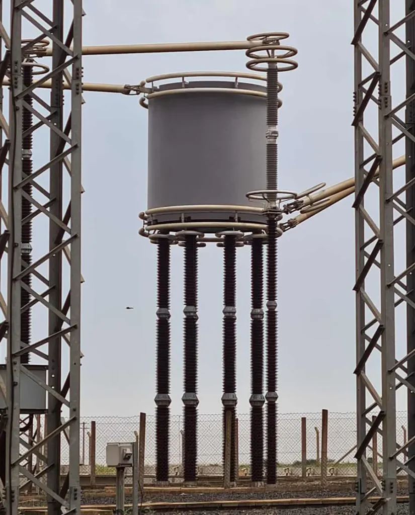 Fornecimento, reparo e aplicação do RTV Silicone na SE Conversora HVDC 600 Kv CC da I.E. Madeira em Porto Velho/RO
